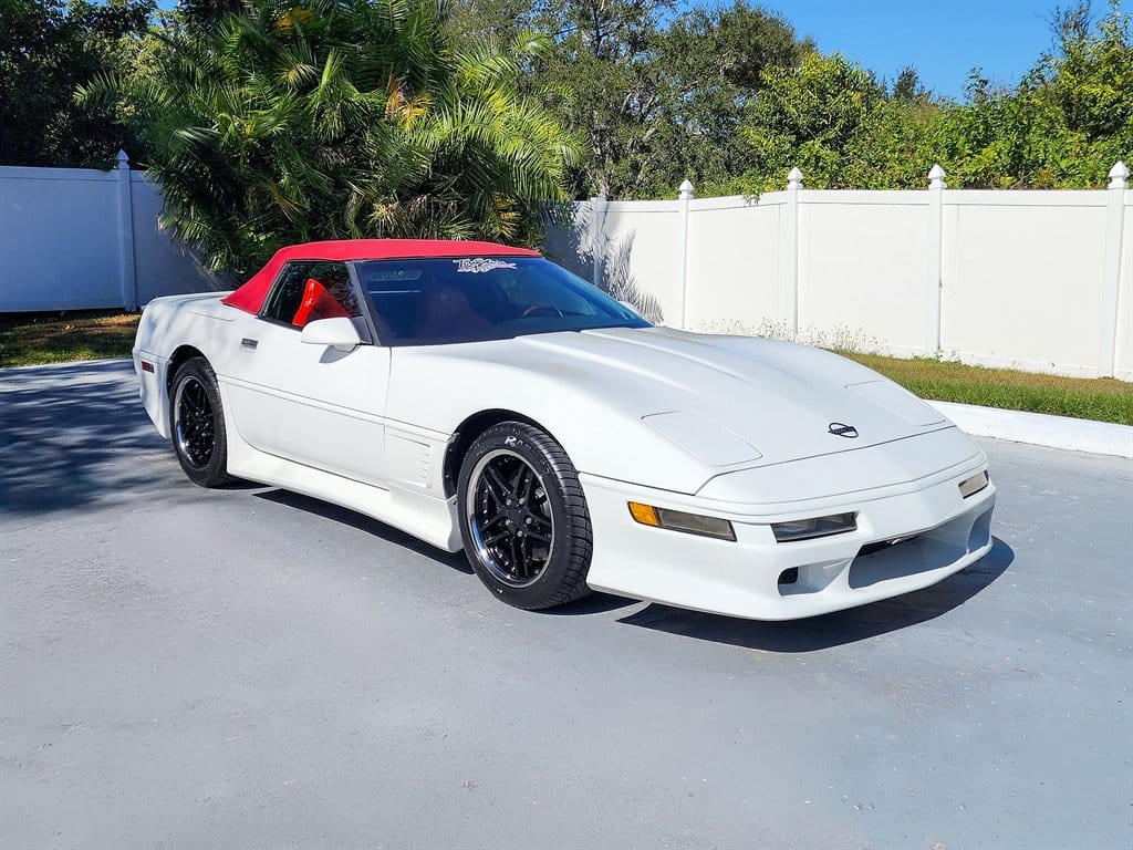 1995 Chevrolet Corvette Convertible photo 9