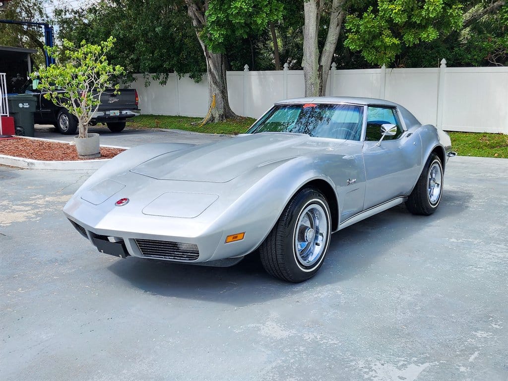 1973 Chevrolet Corvette photo 3