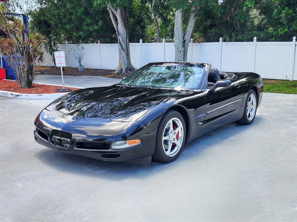 2003 Chevrolet Corvette Convertible photo 3
