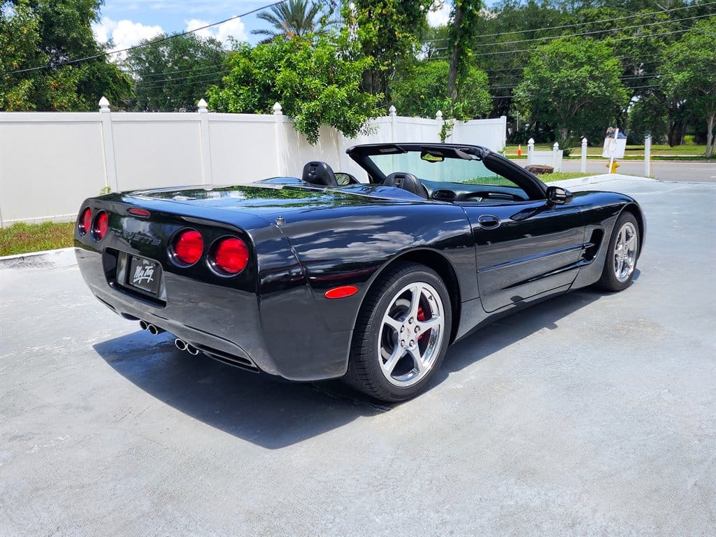 2003 Chevrolet Corvette Convertible photo 7