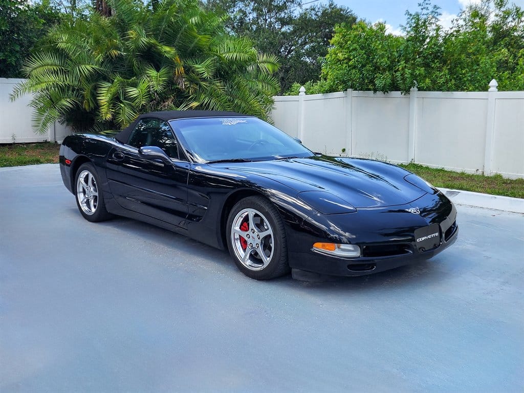 2003 Chevrolet Corvette Convertible photo 9