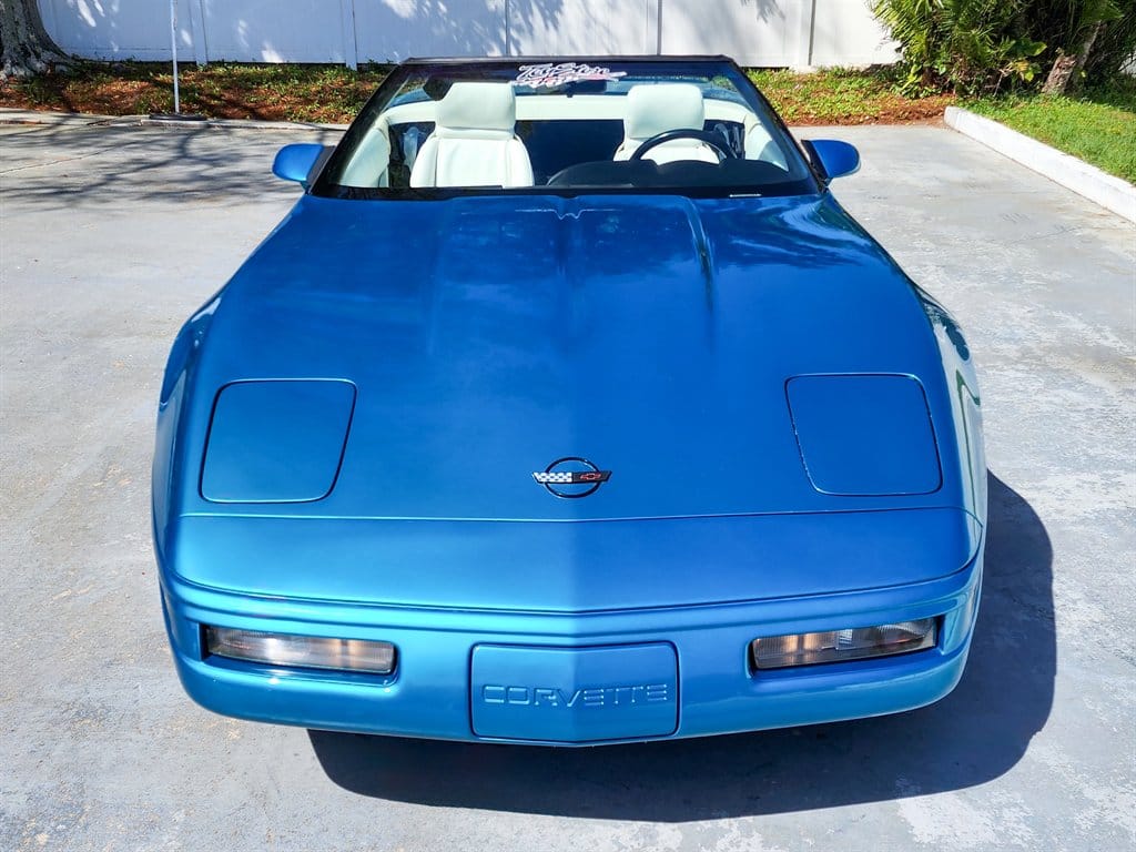 1993 Chevrolet Corvette Convertible photo 2