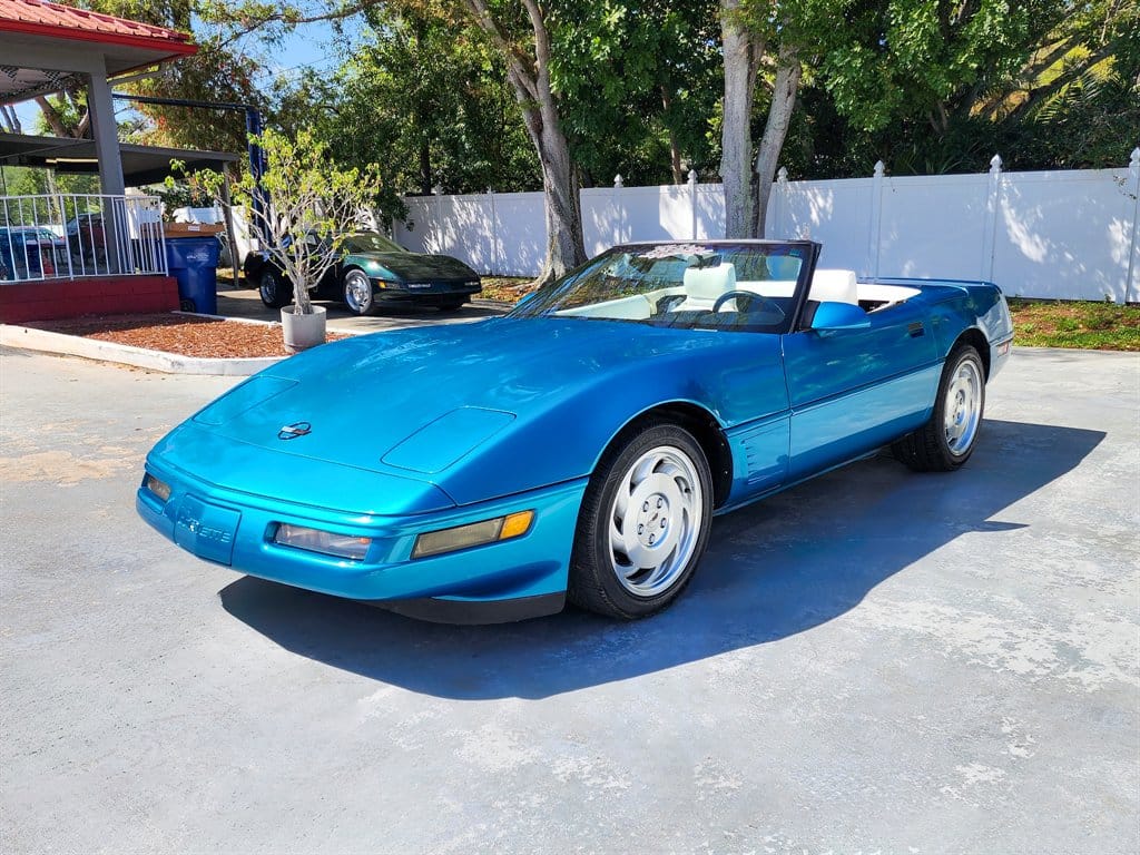 1993 Chevrolet Corvette Convertible photo 3