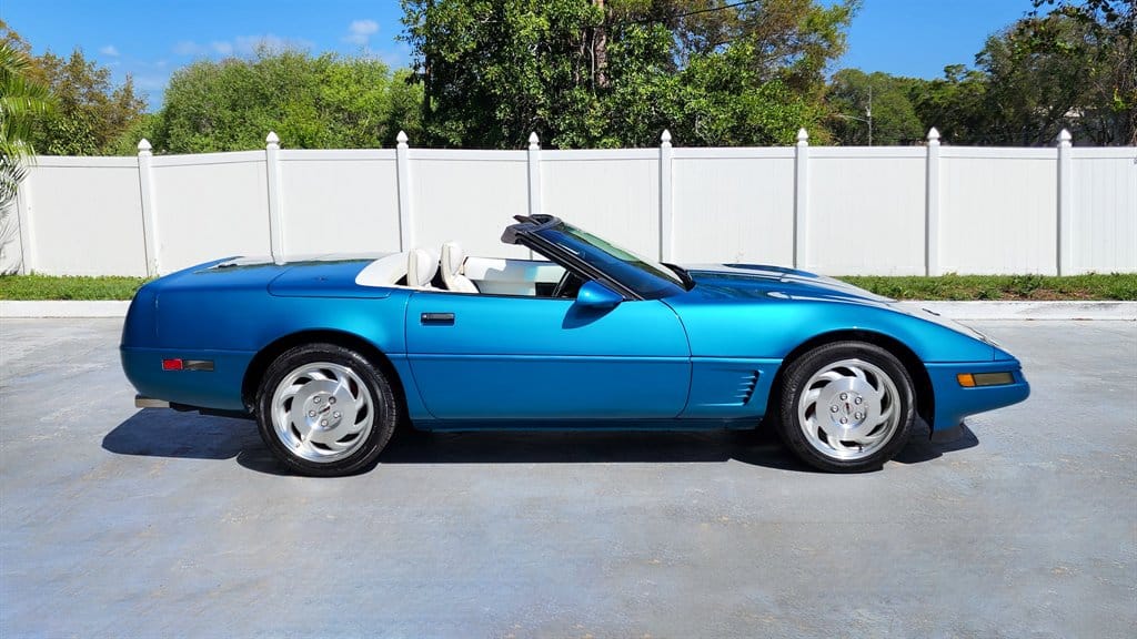 1993 Chevrolet Corvette Convertible photo 8