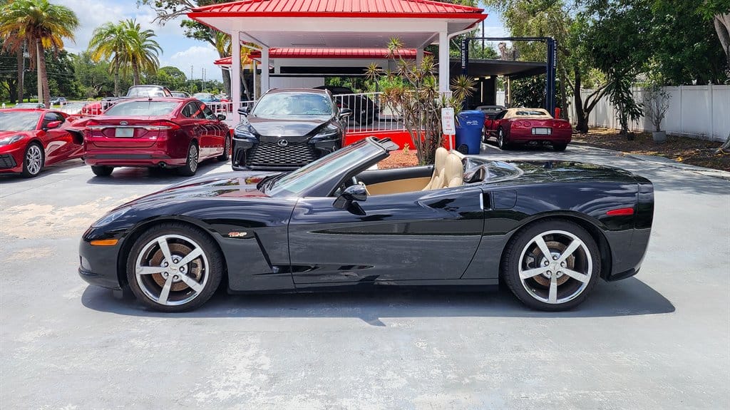 2010 Chevrolet Corvette Convertible photo 4