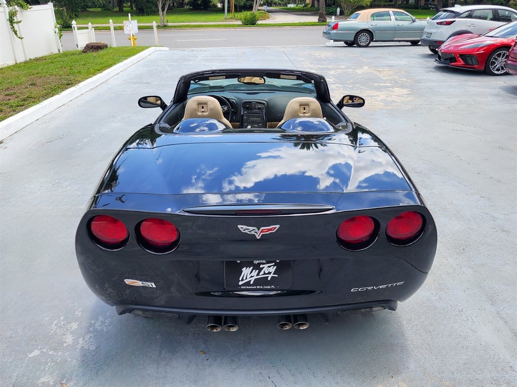 2010 Chevrolet Corvette Convertible photo 6