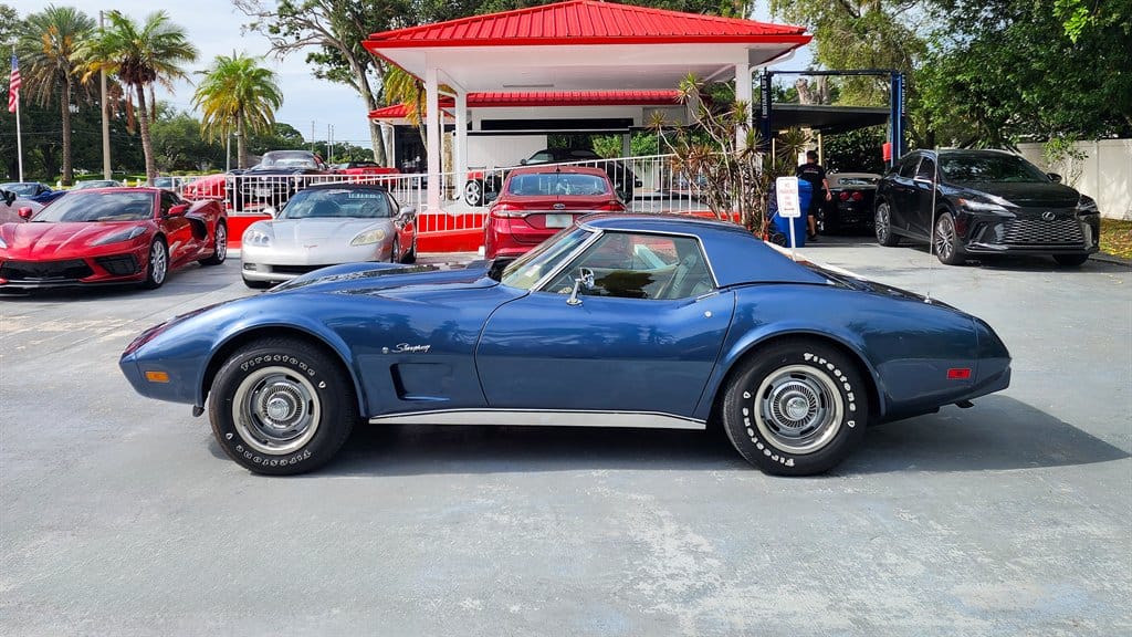 1975 Chevrolet Corvette Convertible photo 4