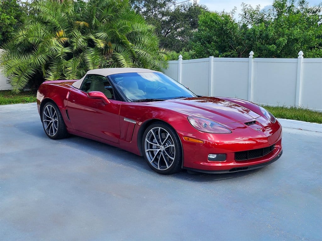 2012 Chevrolet Corvette GS photo 9