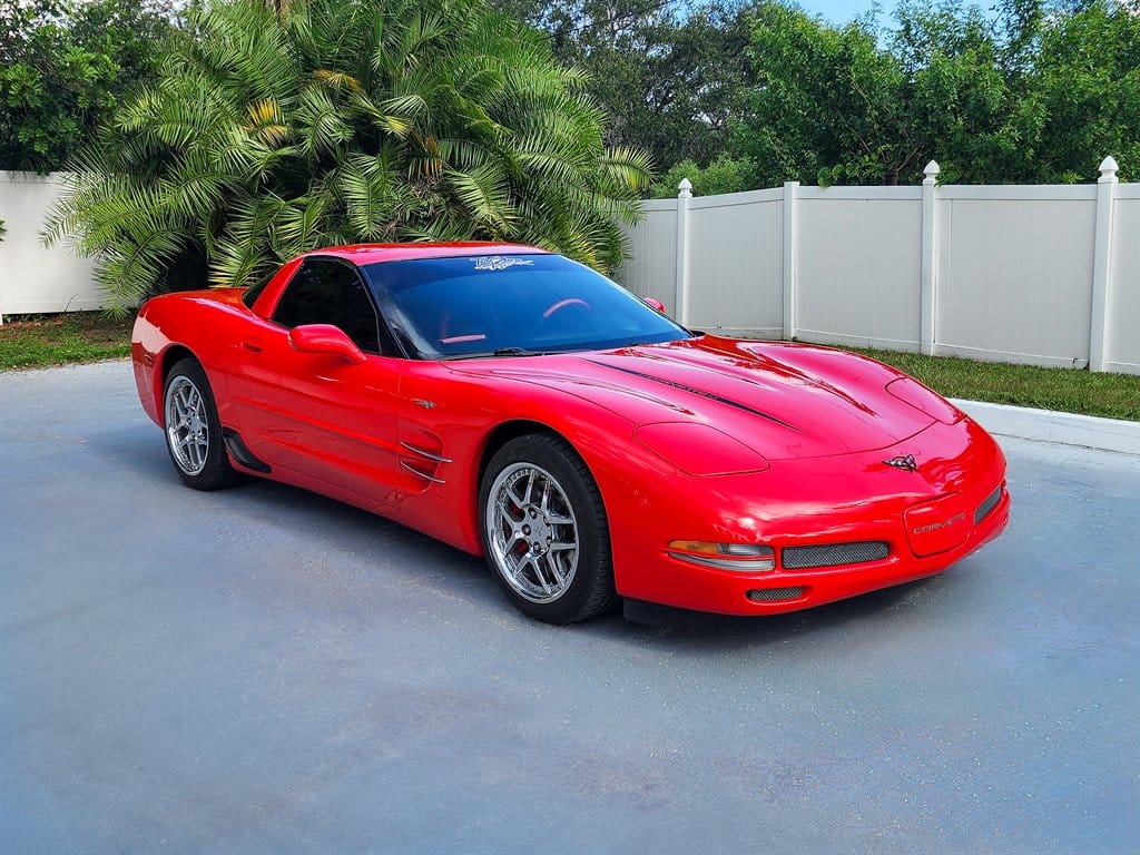 2004 Chevrolet Corvette photo 9