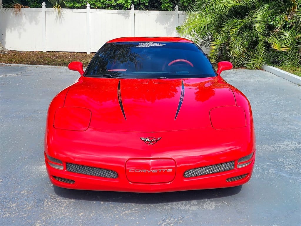 2004 Chevrolet Corvette photo 10