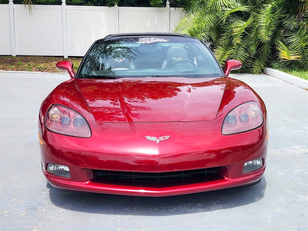 2007 Chevrolet Corvette photo 2