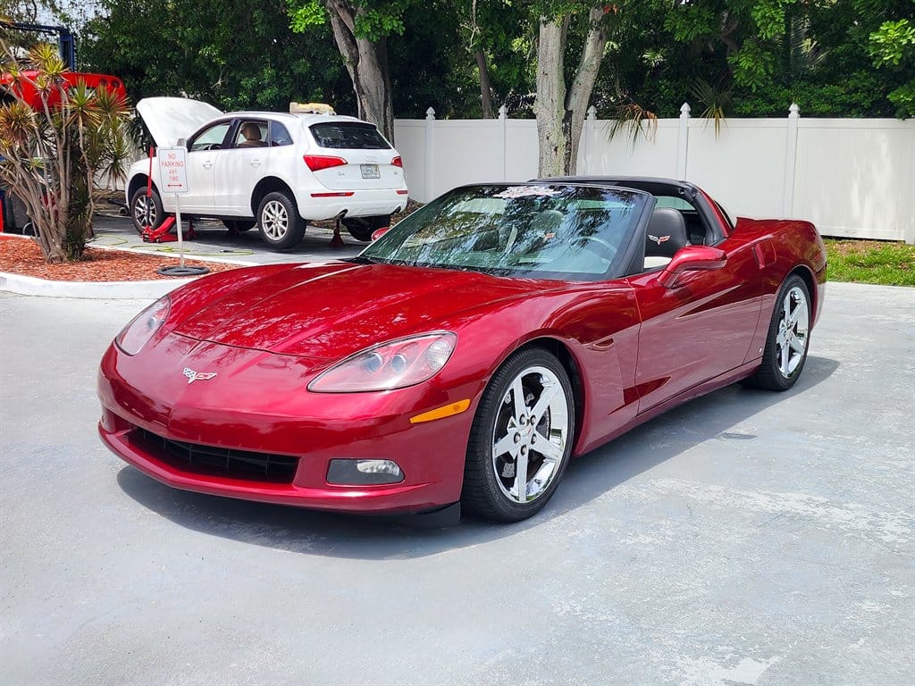 2007 Chevrolet Corvette photo 3