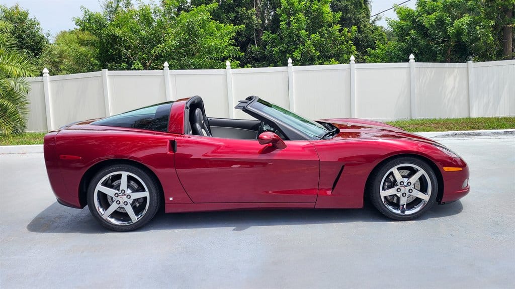 2007 Chevrolet Corvette photo 8