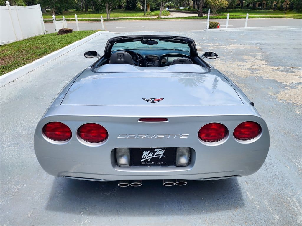 2000 Chevrolet Corvette Convertible photo 6