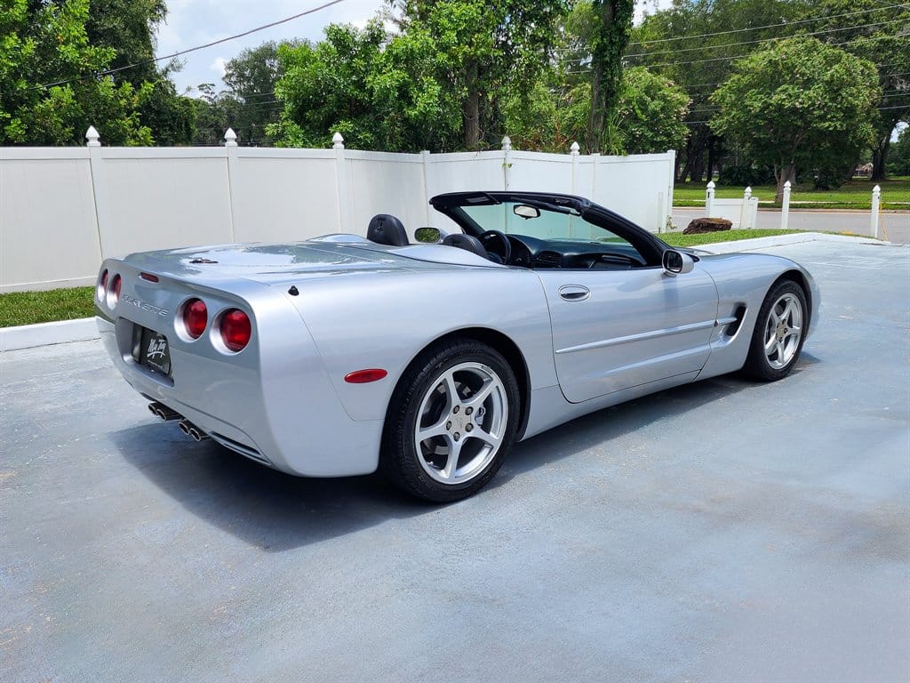 2000 Chevrolet Corvette Convertible photo 7